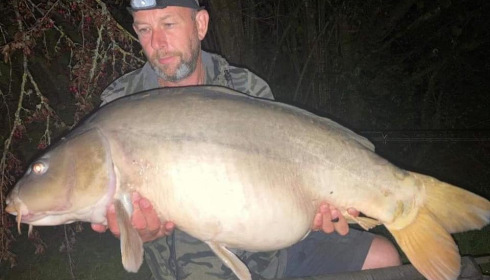 A 34 lb carp from Villefond, Oct 2022