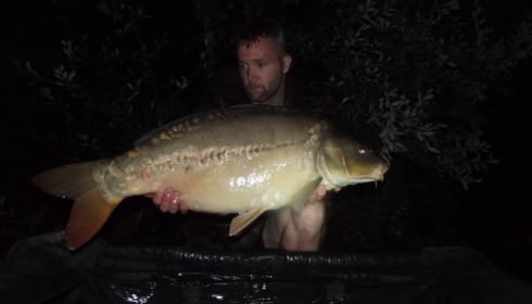 A 23 lb 2 oz carp from Villefond, stocky, Aug 2015