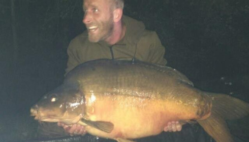 A 64 lb 8 oz carp from Villefond, Oct 2015