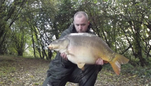 A 29 lb carp from Villefond, Nov 2012