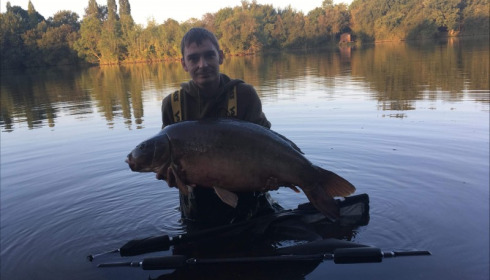 A 43 lb 6 oz carp from Villefond, Aug 2018