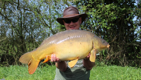 A 24 lb carp from Villefond, Patrick Pakes, Apr 2015