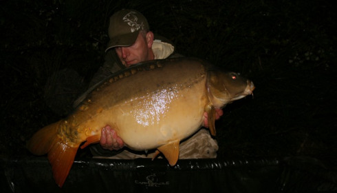 A 43 lb 4 oz carp from Villefond, Apr 2015