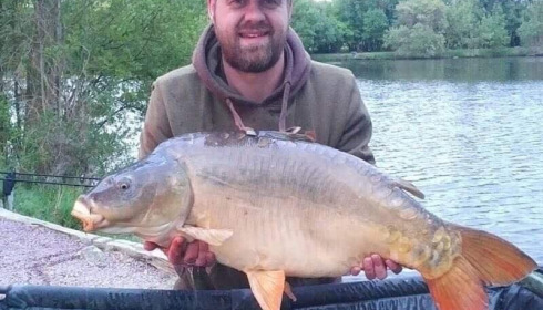 A 36 lb 1 oz carp from Villefond, Jul 2017