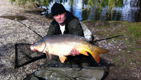 A 27 lb 1 oz carp from Vincons, Pat McCann, Apr 2012