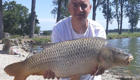 A 28 lb fish from Vincons, Jul 2023