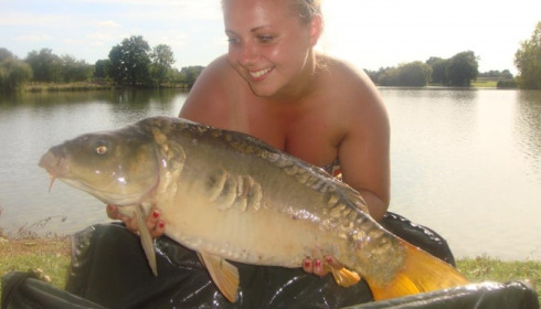 A 30 lb 2 oz carp from Vincons, Berridge party, Aug 2011