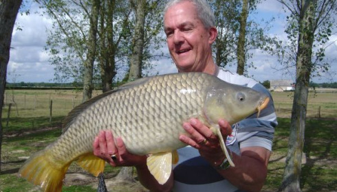A 24 lb 5 oz carp from Vincons, Chris Garfoot, Sep 2008