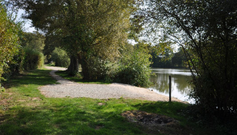 Autels, Carp and Catfish Fishing in France, lake photo 5