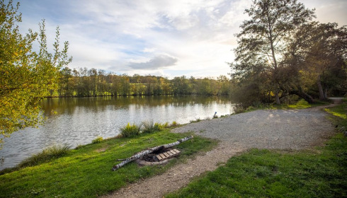 Autels, Carp and Catfish Fishing in France, lake photo 12