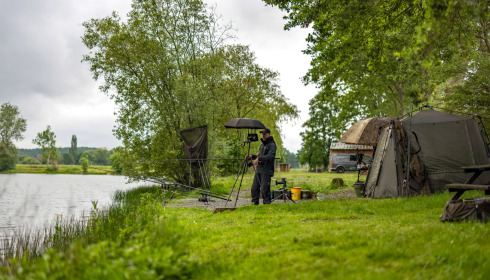 Carrouge, Social Carp Fishing Holidays, lake photo 18