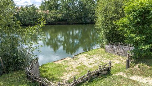 Plump Lake, Carp Fishing Holiday in France, lake photo 22
