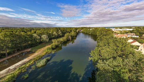 Plump Lake, Carp Fishing Holiday in France, lake photo 17