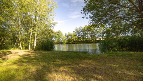 Plump Lake, Carp Fishing Holiday in France, lake photo 16
