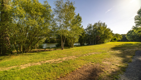 Plump Lake, Carp Fishing Holiday in France, lake photo 15