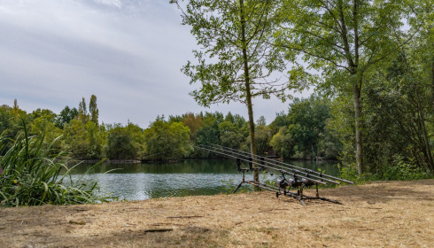Villefond, Carp fishing in France, lake photo 2