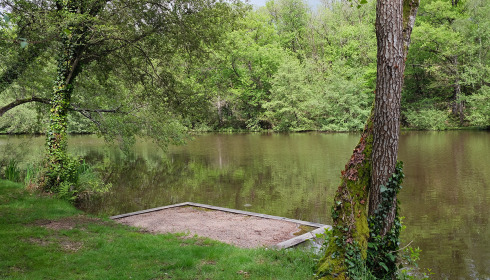 Bears Lake, Carp Fishing France with Accommodation, lake photo 6