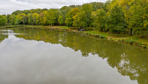 Cailleaux, Easy Carp Lake in France, lake photo 1
