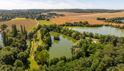 Cerises, Carp Lake Close to Calais, lake photo 18