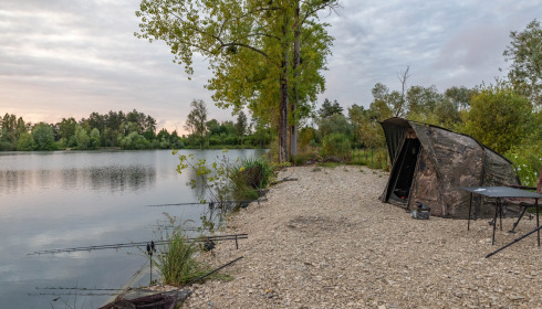 Grandes Cimes, Great Value Carp Fishing France, Swim 2 (double)