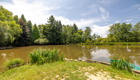 Lakeview, Carp Fishing France with Accommodation, lake photo 3