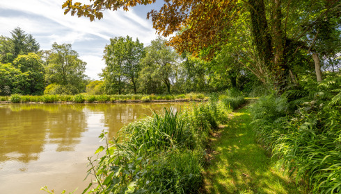 Lakeview, Carp Fishing France with Accommodation, lake photo 5
