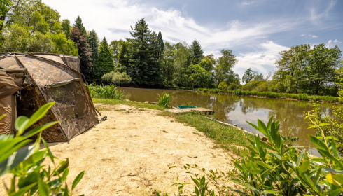 Lakeview, Carp Fishing France with Accommodation, lake photo 9