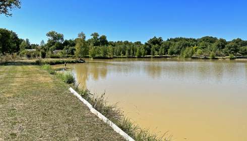 Maniere, Carp fishing in France with accommodation, lake photo 8