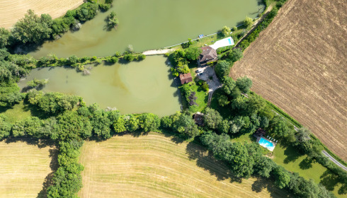 Mas Bas Lotus Lake, Carp fishing with accommodation, lake photo 6