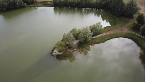 Beaurepaire, Carp lakes near Calais, lake photo 7