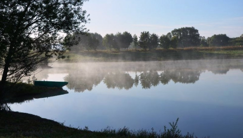 Beaurepaire, Carp lakes near Calais, lake photo 18