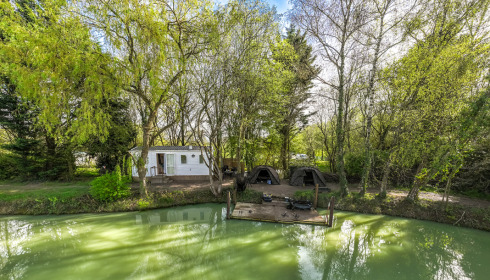 Eau De Vie North, Exclusive Carp Fishing Holiday in France, lake photo 1
