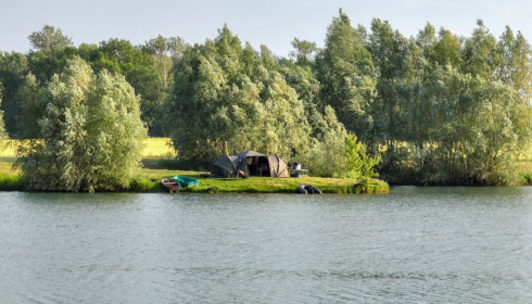 Fullys Lake, Unique Big Carp Fishing in France, lake photo 10