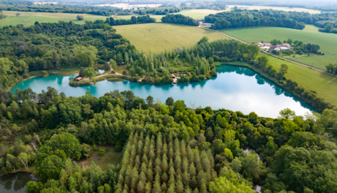 Golden Carp Lake, Big Carp Fishing France with a Social Lodge, lake photo 10