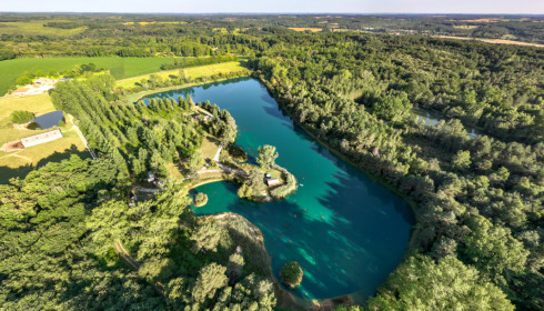 Golden Carp Lake, Big Carp Fishing France with a Social Lodge, lake photo 4