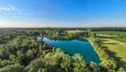 Golden Carp Lake, Big Carp Fishing France with a Social Lodge, lake photo 7