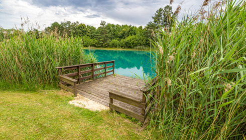 Golden Carp Lake, Big Carp Fishing France with a Social Lodge, Pontoon at Cabin Accommodation