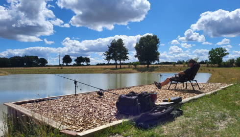 Heart Lake, Exclusive Carp Fishing France with Accommodation, lake photo 3
