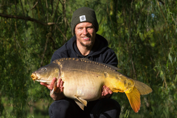 Eau De Vie South carp fishing lake in France – photo 6