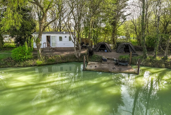Eau De Vie North carp fishing lake in France – photo 3