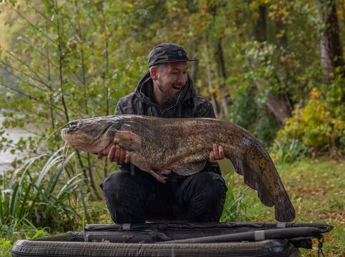 Autels - Carp and Catfish Fishing in France - photo 3
