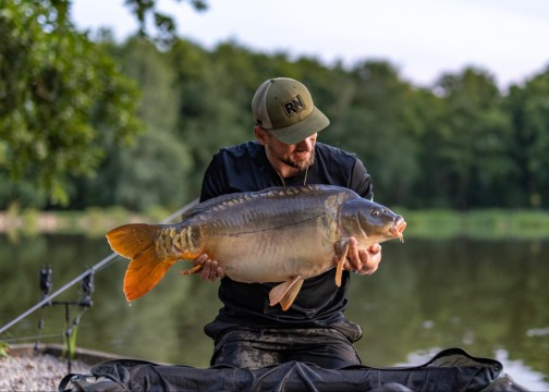 MDP Lake - Small Exclusive Carp Lake France - photo 8