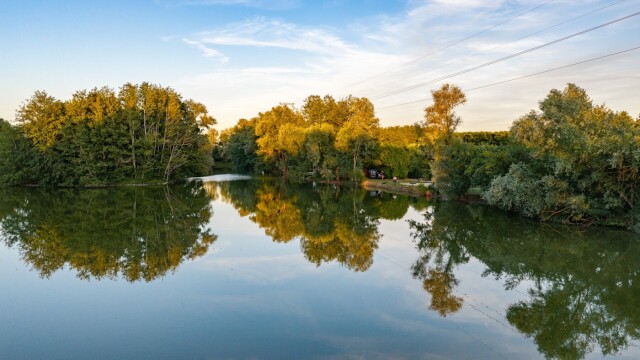 Zentelles - Carp Lake in France - photo 8
