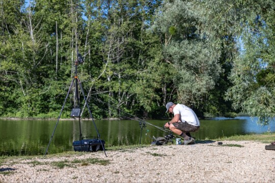 Zentelles - Carp Lake in France - photo 13