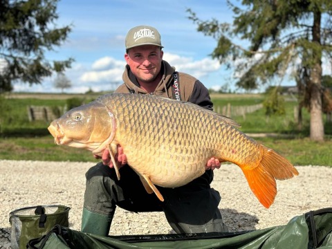 Le Sauci - Carp Fishing in France with Lodges - photo 10