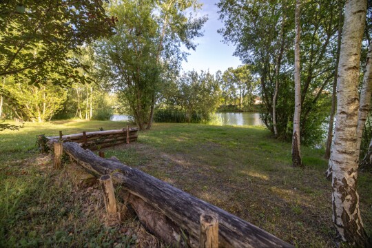 Plump Lake - Carp Fishing Holiday in France - photo 5