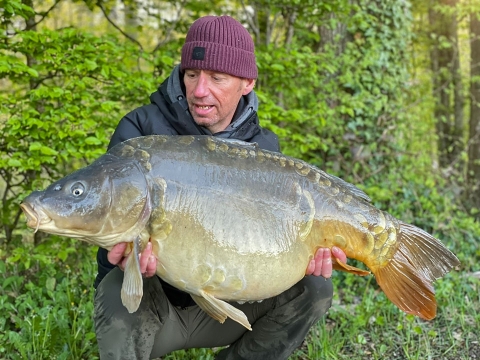 Brocard Large - Natural Carp Lake in France - photo 4