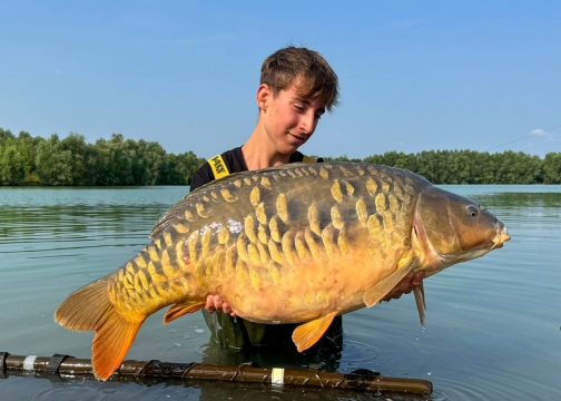Fullys Lake - Unique Big Carp Fishing in France - photo 2