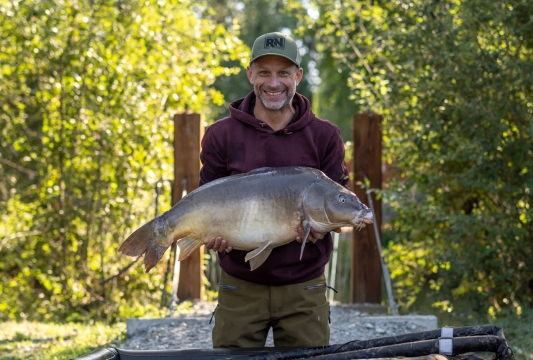 Lillypool - French carp fishing - photo 21