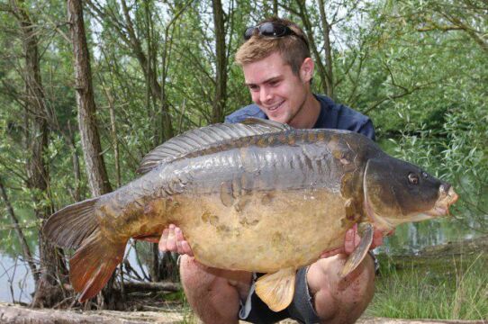 Sky Lake - Big Carp Fishing France - photo 15